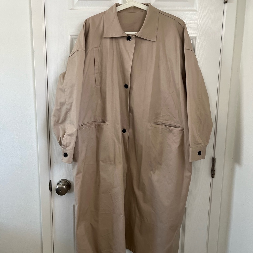 Vintage Women’s Tan Mac Coat